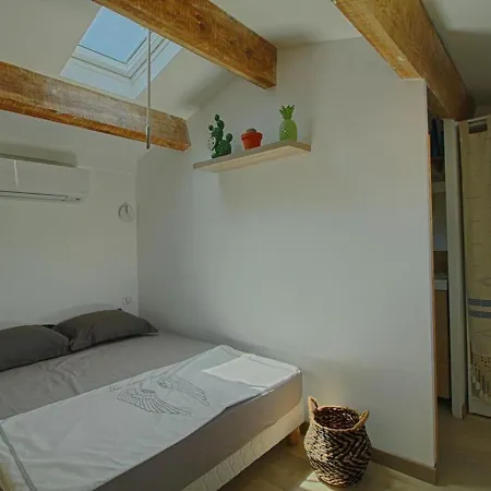 Studio Duplex Climatise Avec Terrasse A Porticcio, Proche Plages Et Commodites, Internet Inclus - Fr-1-61-524 * Porticcio (Corsica)