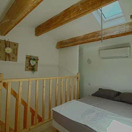 Daire Studio Duplex Climatise Avec Terrasse A Porticcio, Proche Plages Et Commodites, Internet Inclus - Fr-1-61-524 Porticcio (Corsica)